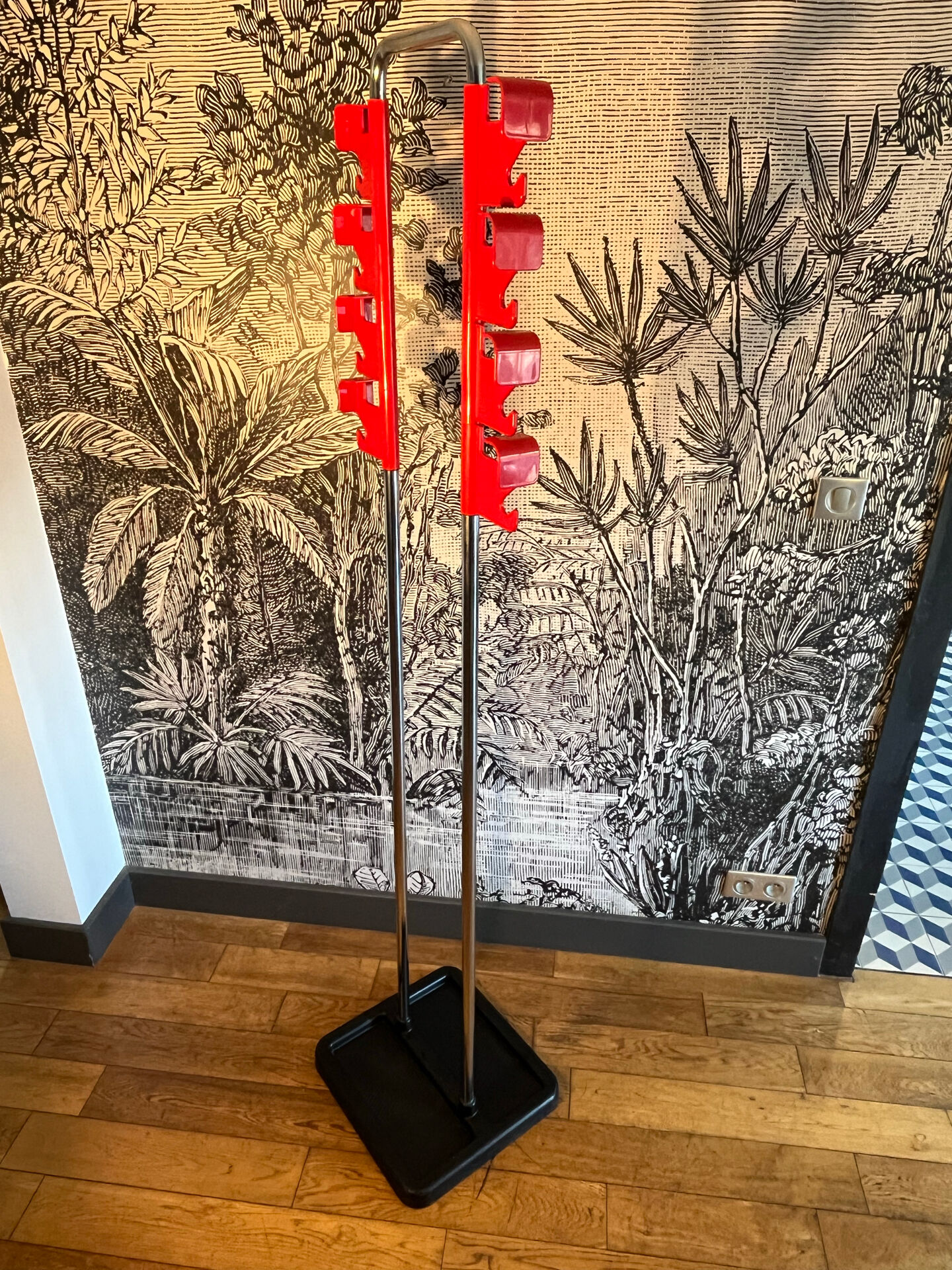 Portemanteau sur pied Manade Samp
