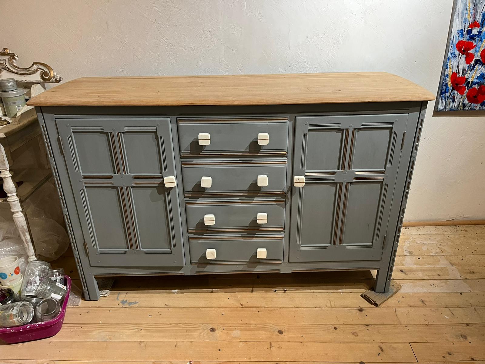 Solid wood sideboard