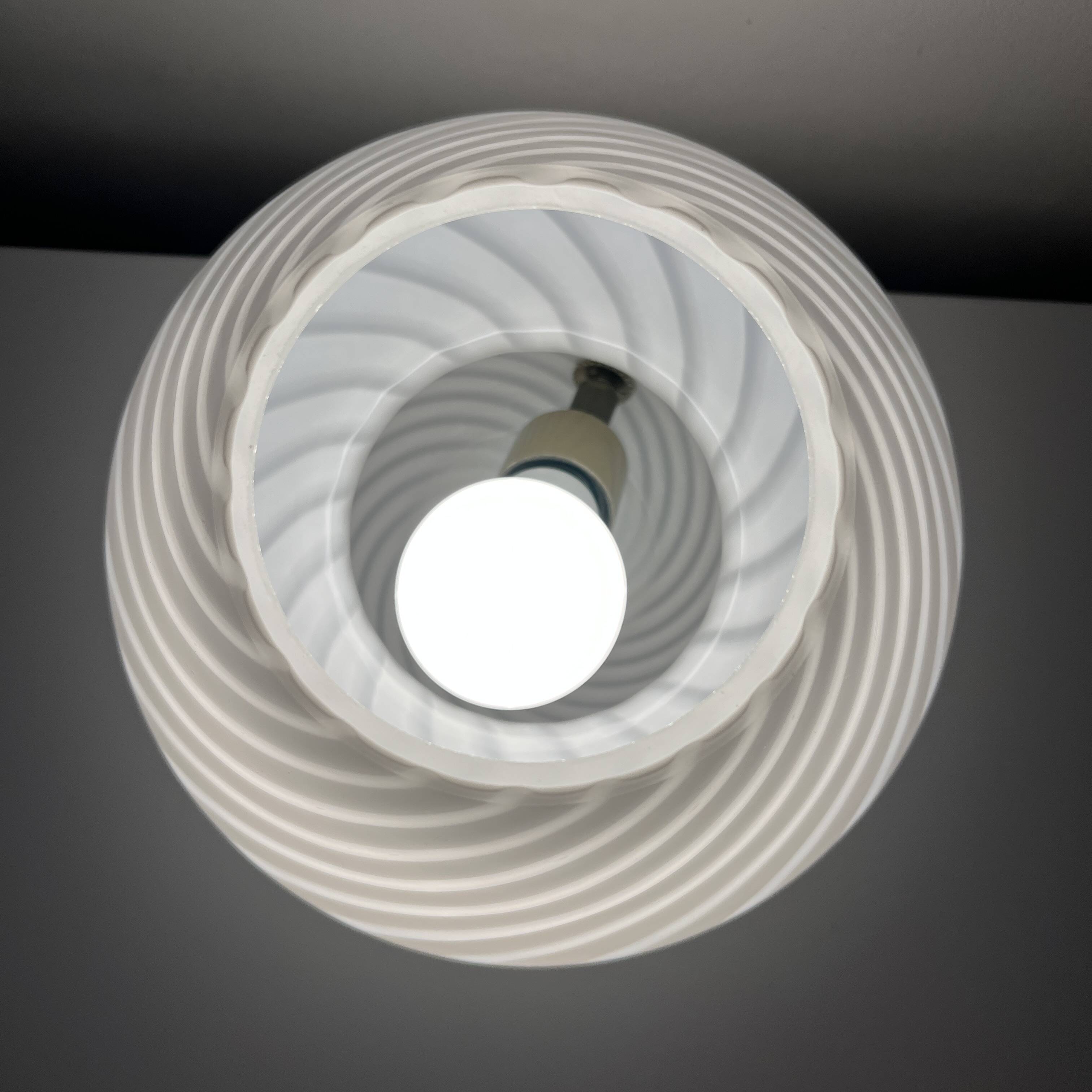 Murano mushroom lamp Italy vintage spiral decor glossy white dlg ven
