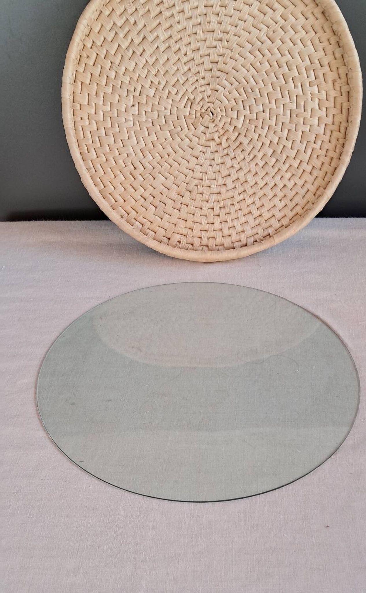 Varnished rattan tray