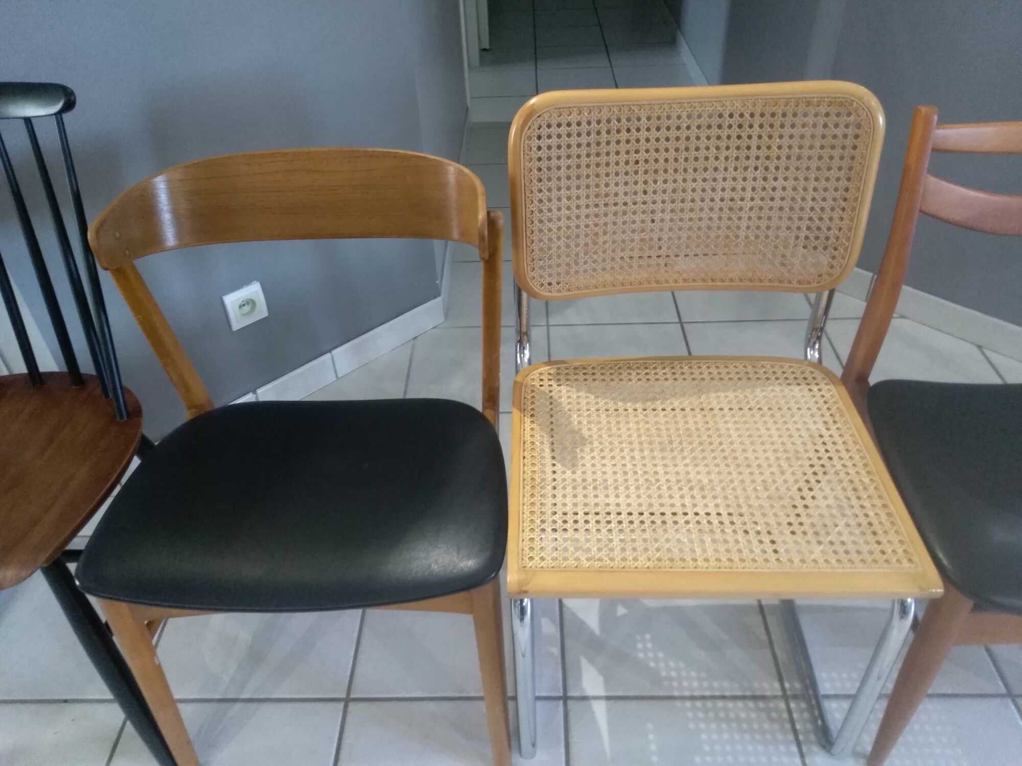 Lot of 6 mismatched chairs Breuer, Baumann