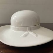 Vide poche vintage chapeau en porcelaine émaillée