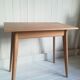 Table style scandinave bois brut