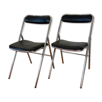 Pair of vintage folding chairs