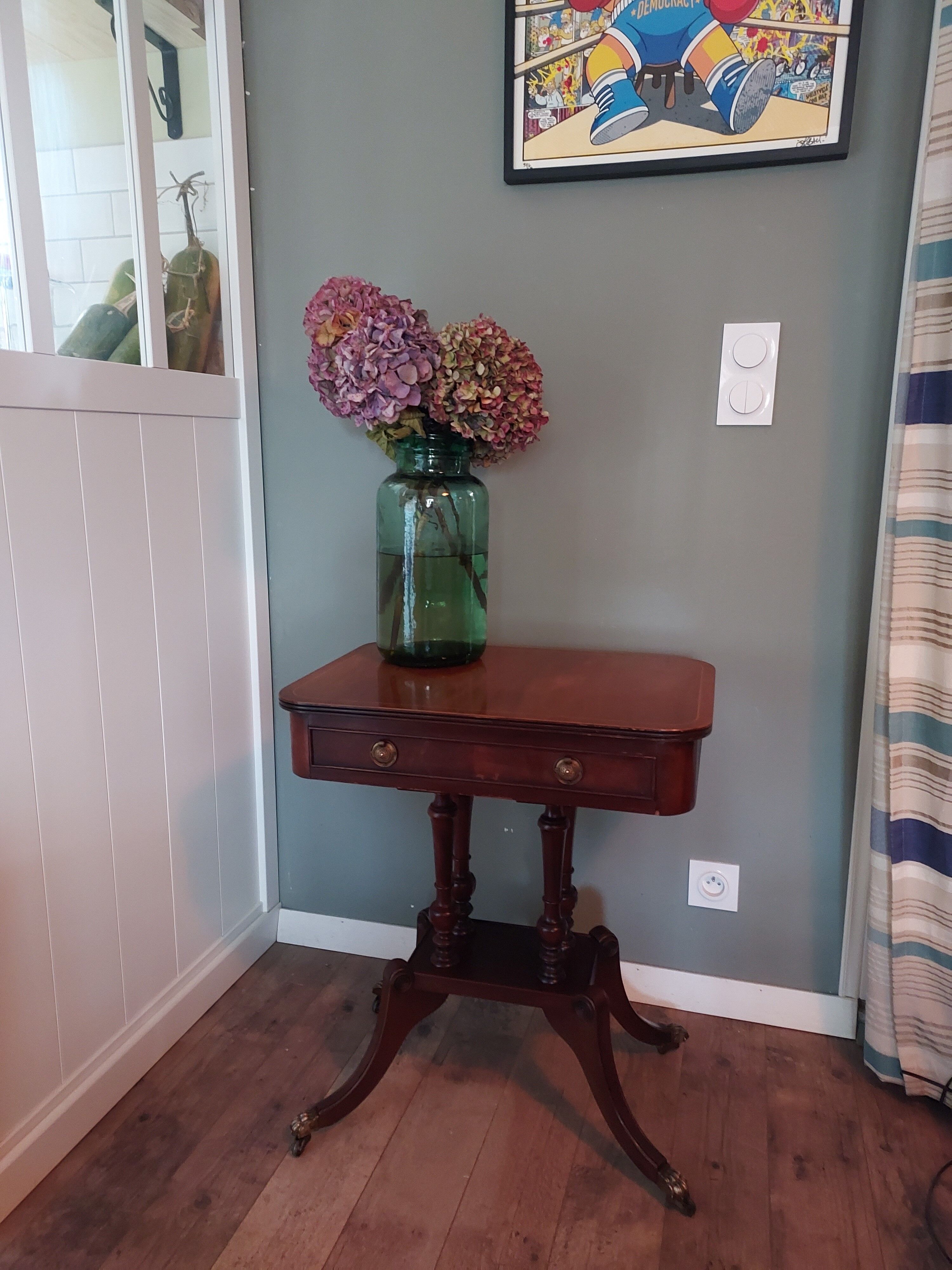 English pedestal table