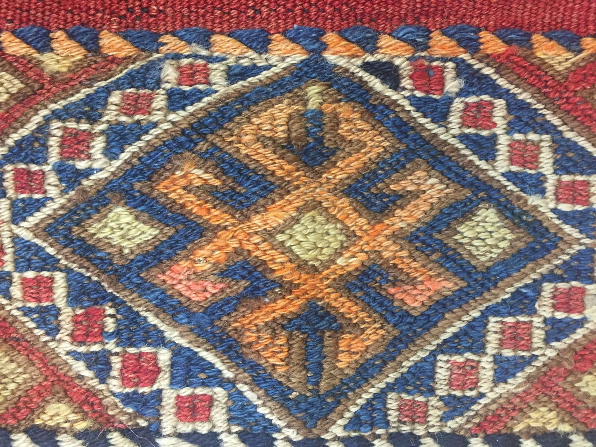 Turkish kilim 140x108 cm tribal