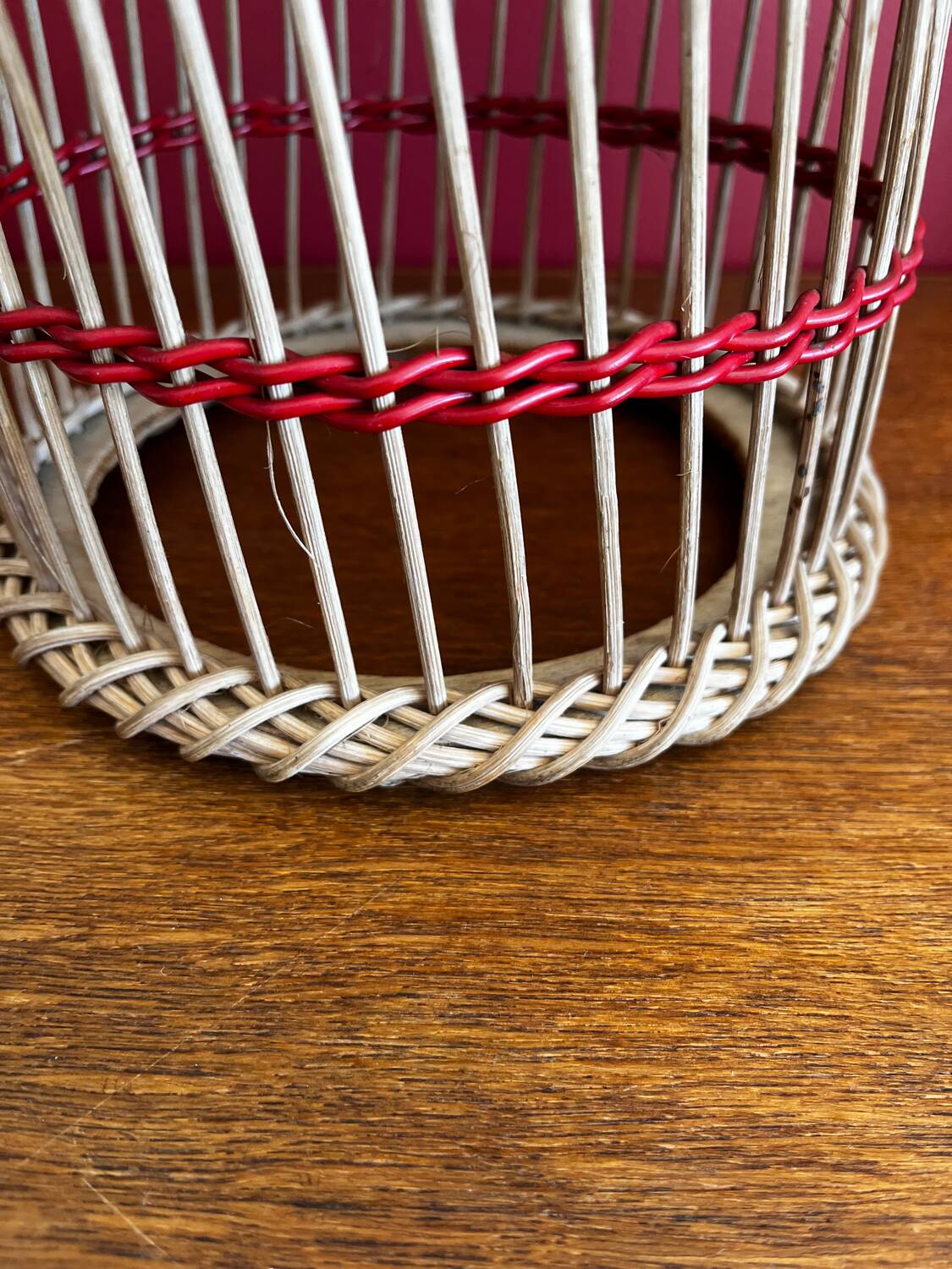 Suspension cage en osier