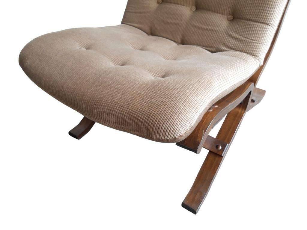 Set of 2 vintage westnofa style club armchairs
