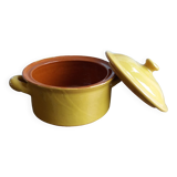 Cocotte soupière en terre cuite émaillée jaune moutarde