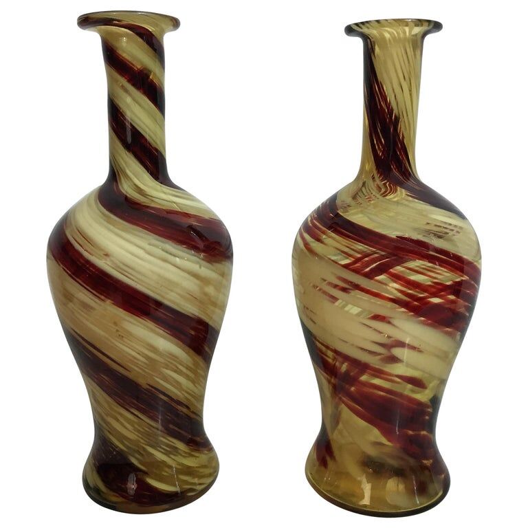 Pair of Murano inspired vase, nineteenth century
