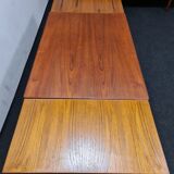 Teak Danish design dining table by Henning Kjaernulf
