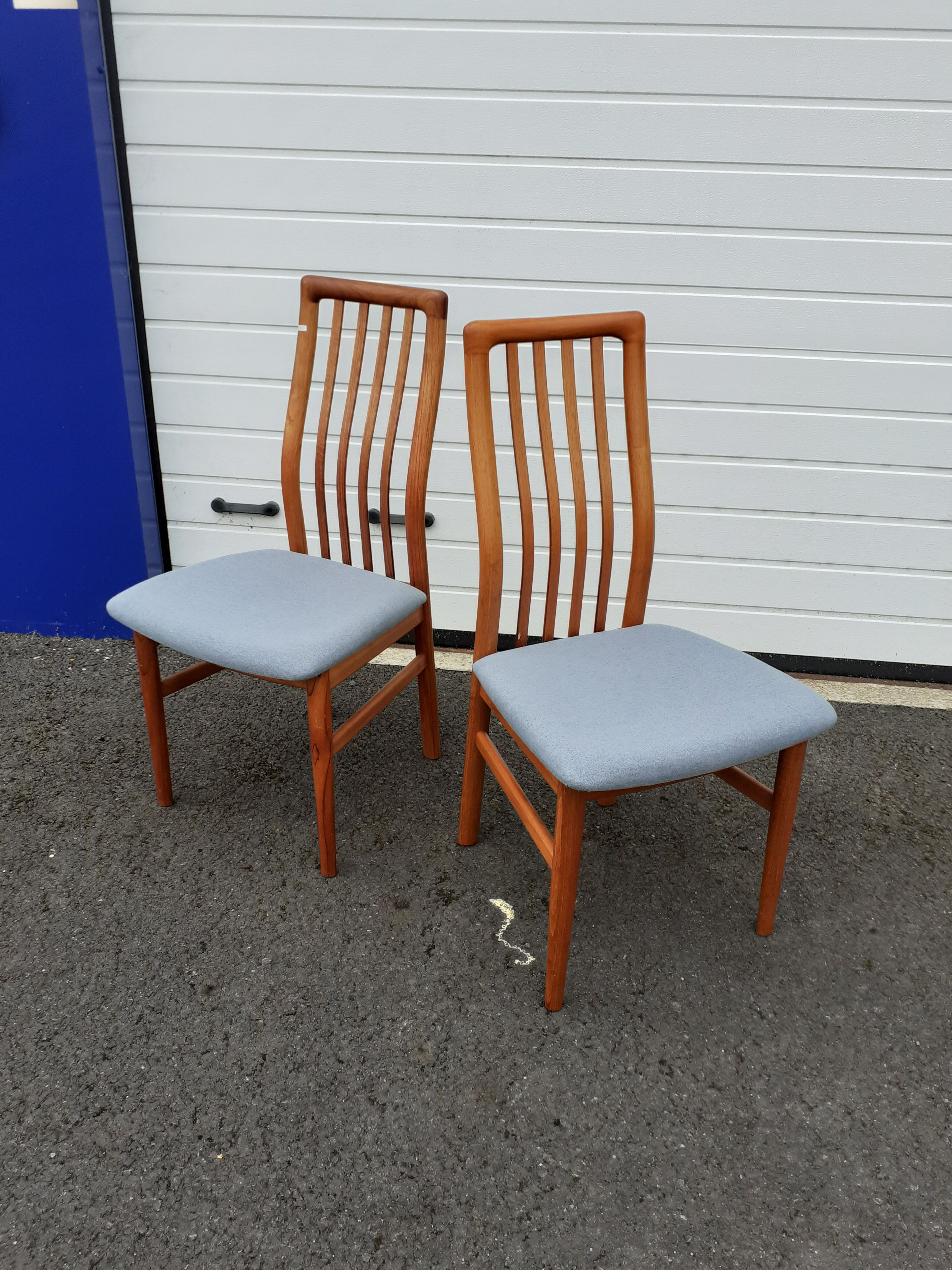 Pair of scandinavian chairs teak