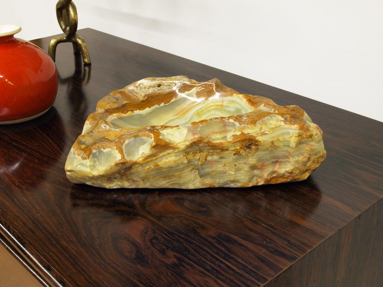 XXL brutalist ashtray