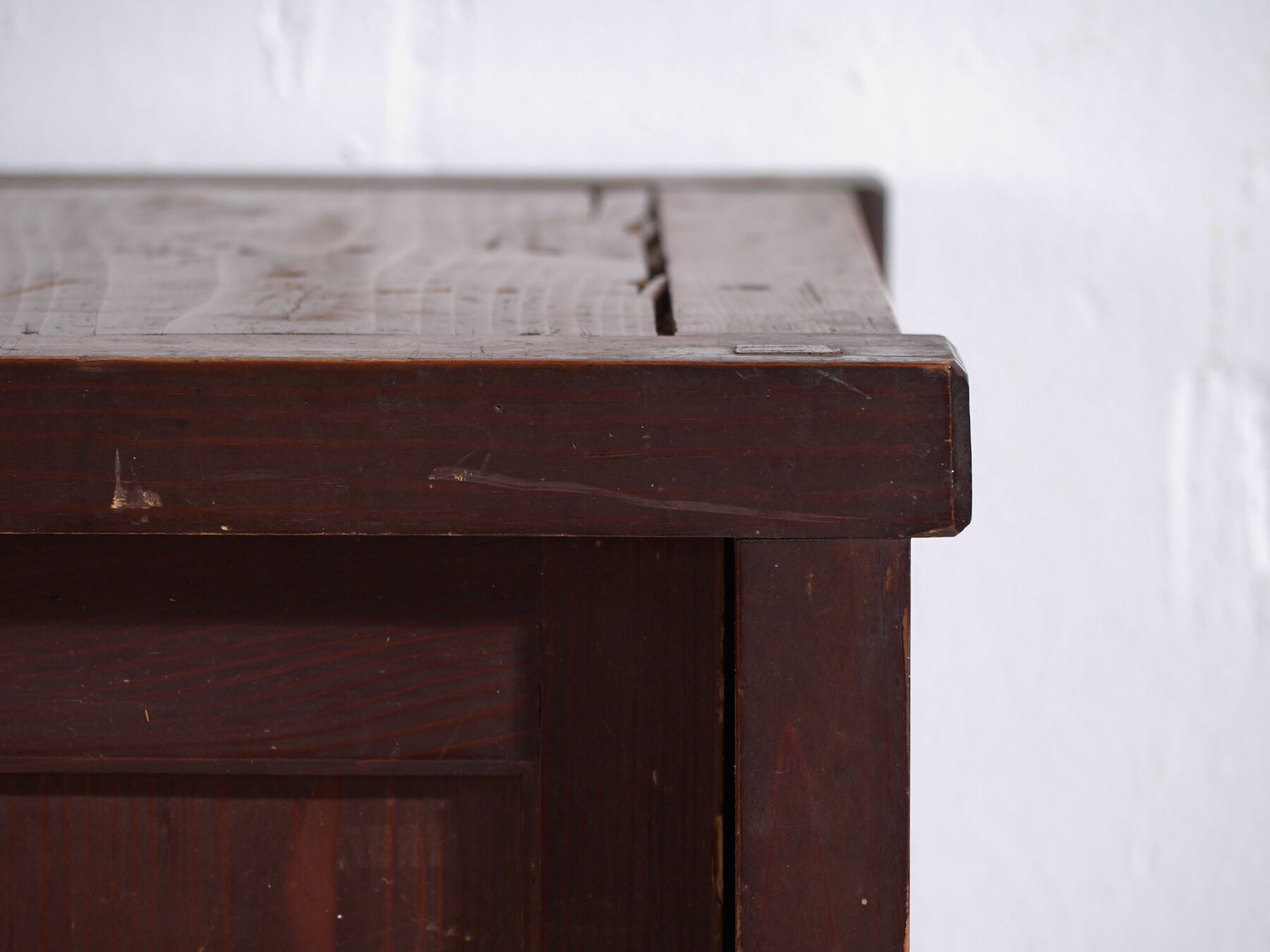 Antique Japanese wardrobe with sliding doors – Taishō/Showa period (c. 1920-1950)