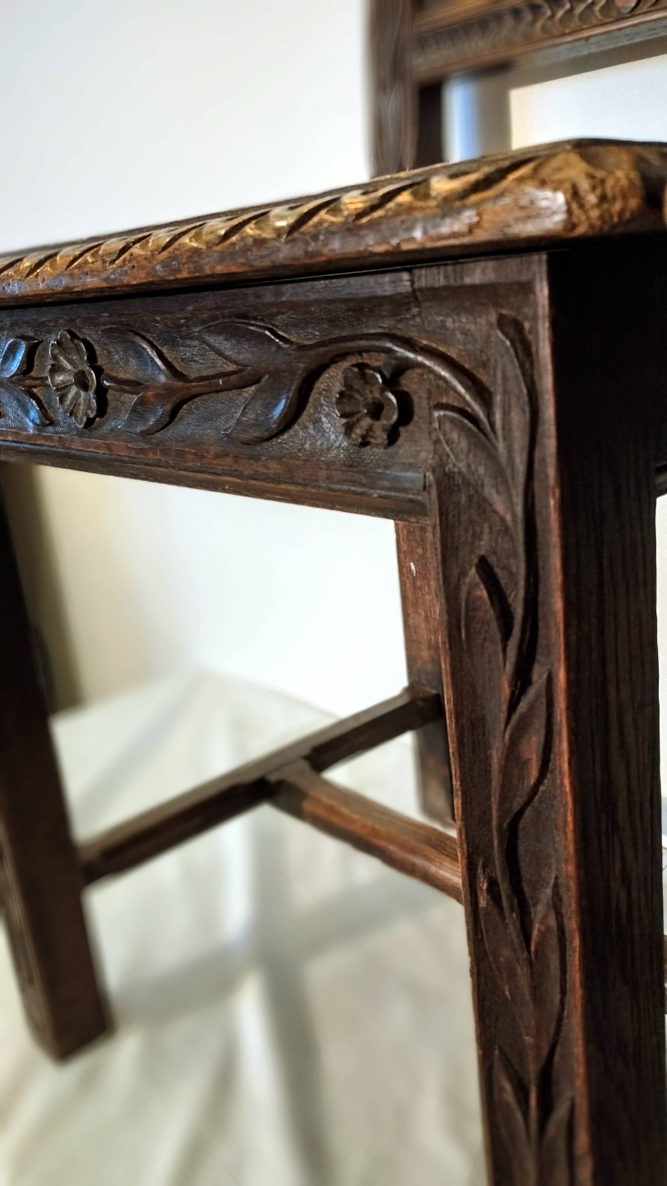 Pair of Breton chairs from the late 19th century.