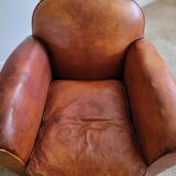 Fauteuil club en cuir patiné