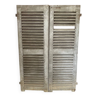 Paire de volets persiennes anciens