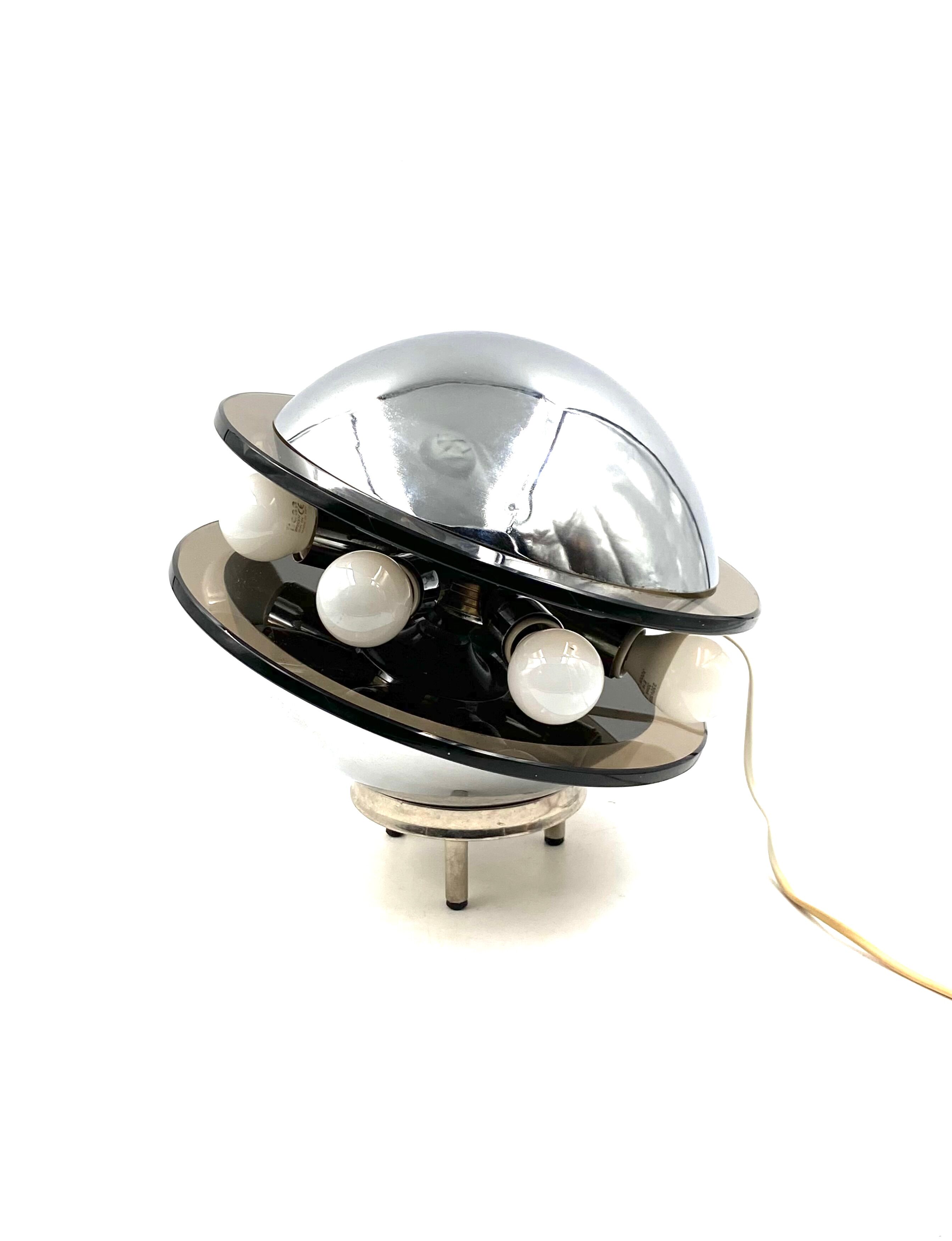 Space age flying saucer Ufo table lamp, Italy 1970s
