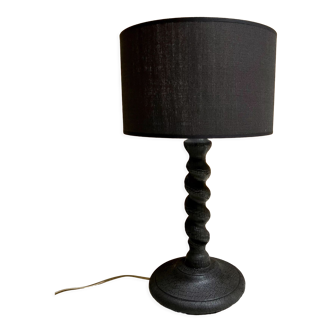 Lampe en bois tourné puis brûlé