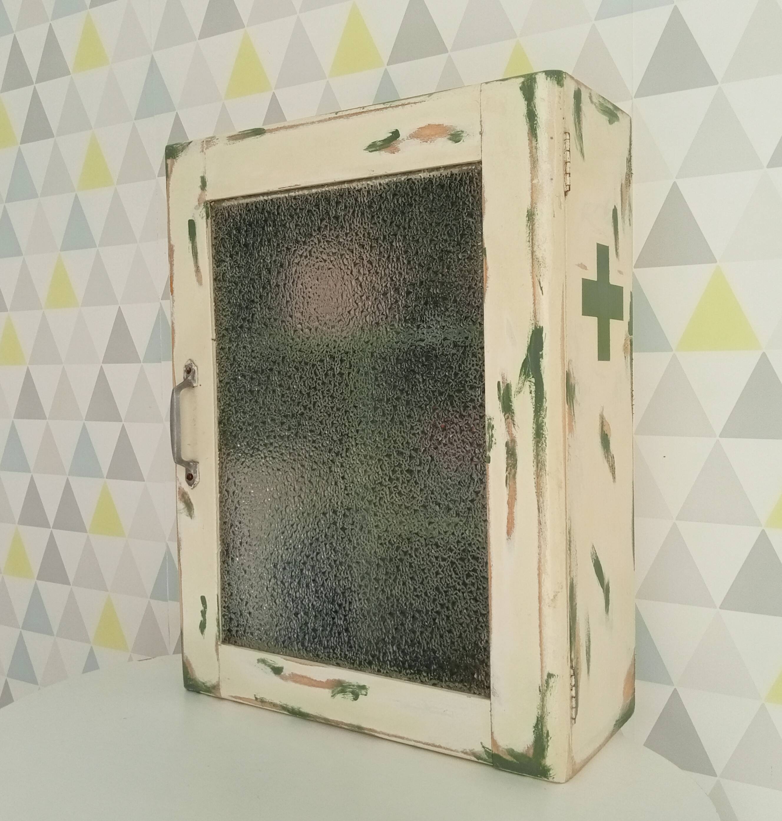 Vintage medicine cabinet 50s/60s