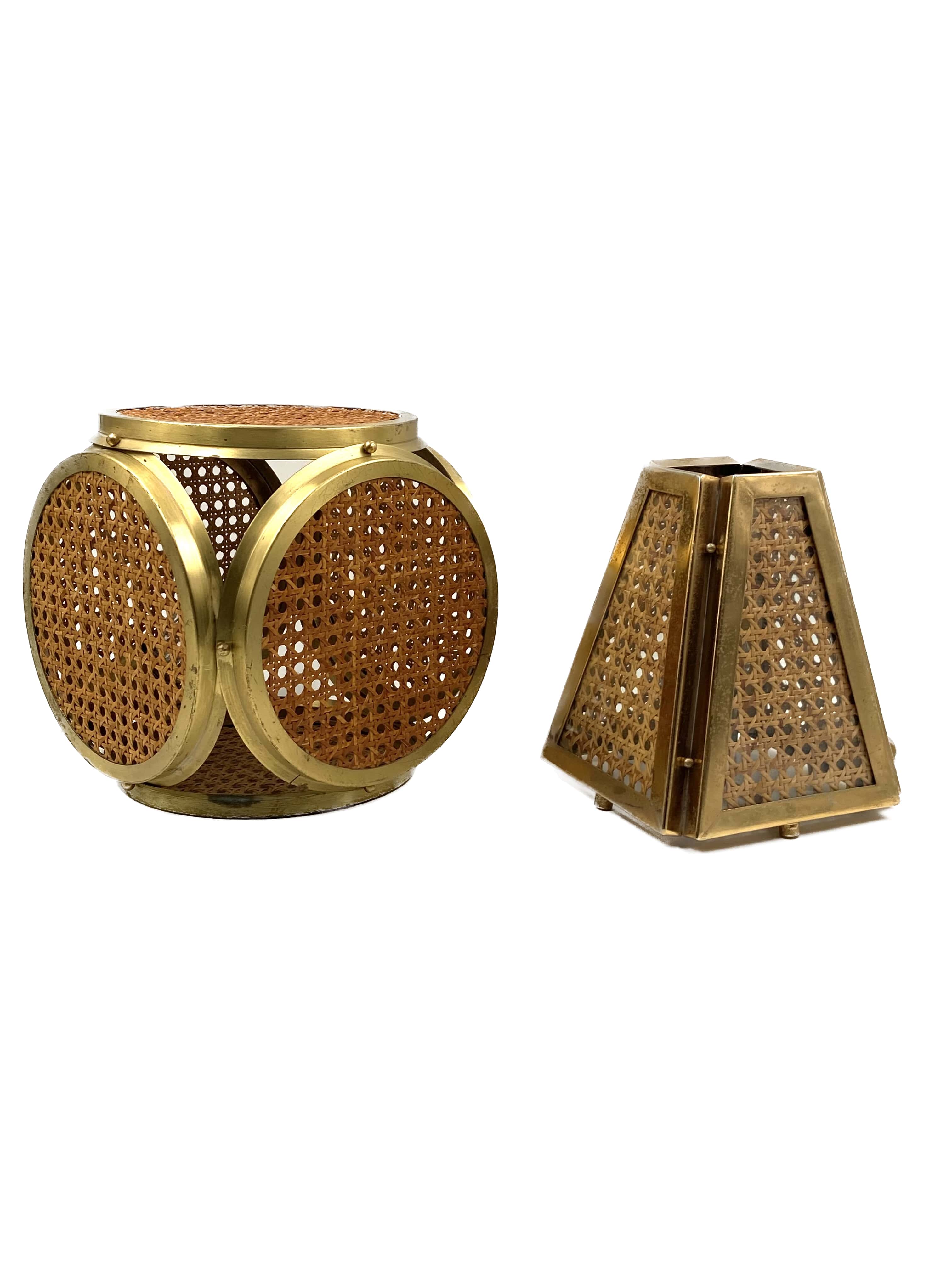 Ensemble de 2 lampes régence hollywoodiennes en laiton et paille viennoise, Italie 60's / 70's
