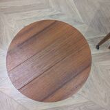 Nesting tables by Poul Hundevad