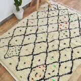 Handmade moroccan berber carpet 175 x 131 cm