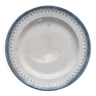 Round vintage patinated ironstone serving dish - Border model