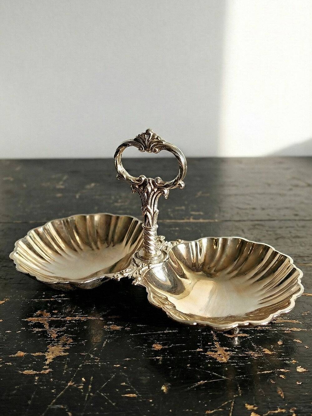 Double old metal gilded shell server vintage 50-70