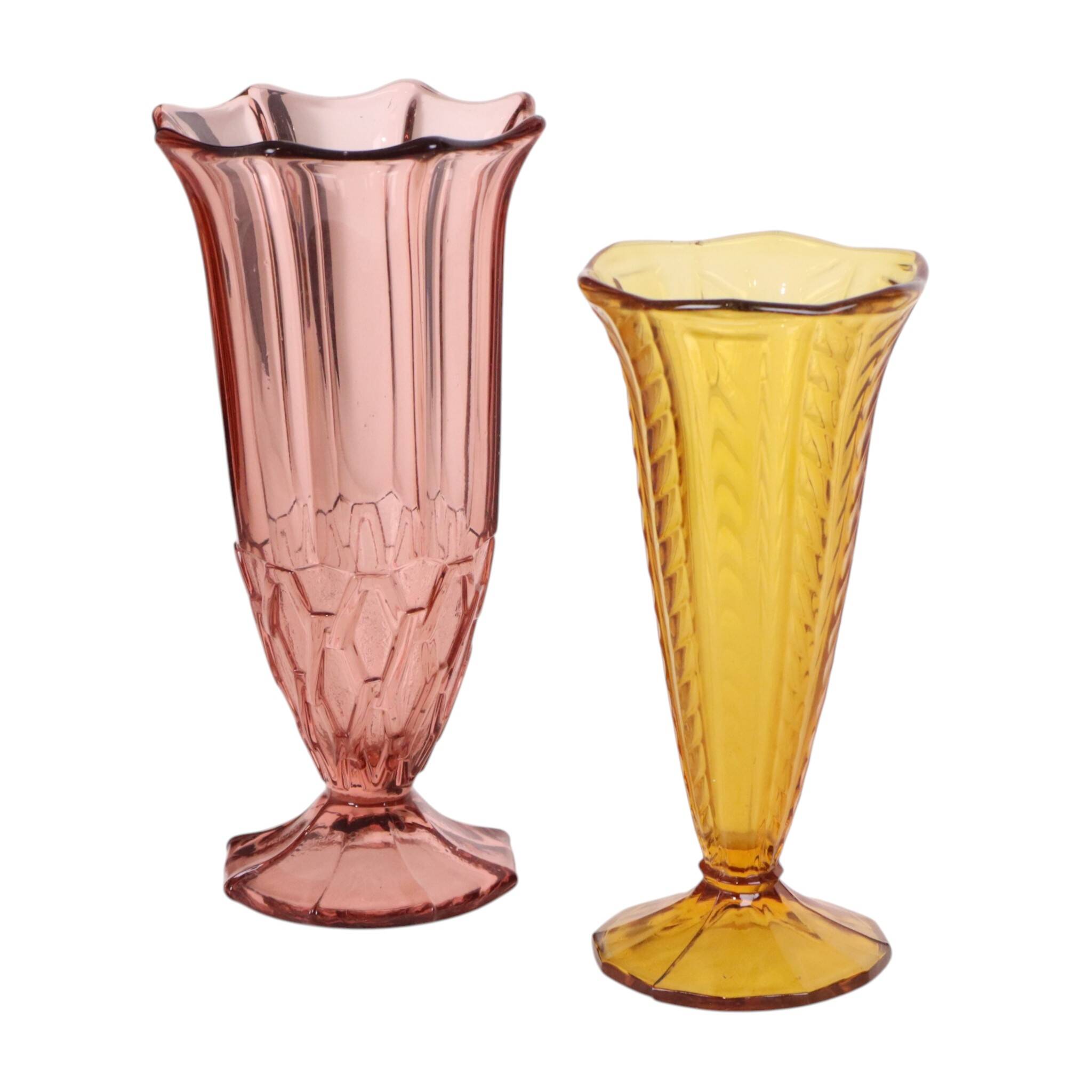 Paire de vases en verre coloré de la période Art Déco