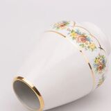 Brussels porcelain vase with a gold rim and flowers