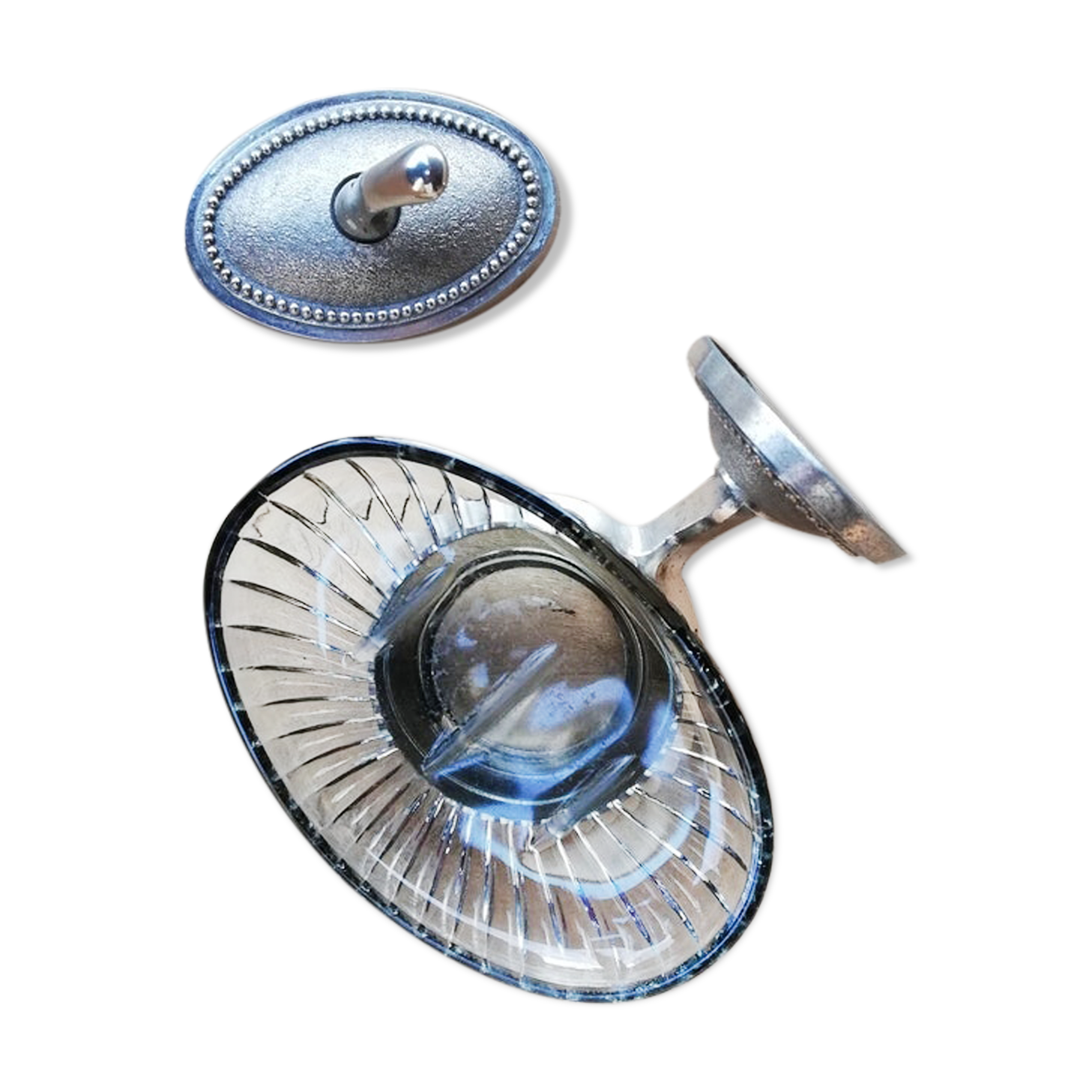 Duo for bathroom: soap holder and towel hook