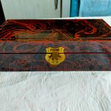 Lacquered wooden box