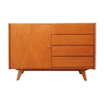 Buffet Jiri Jiroutek Interier model Praha U458