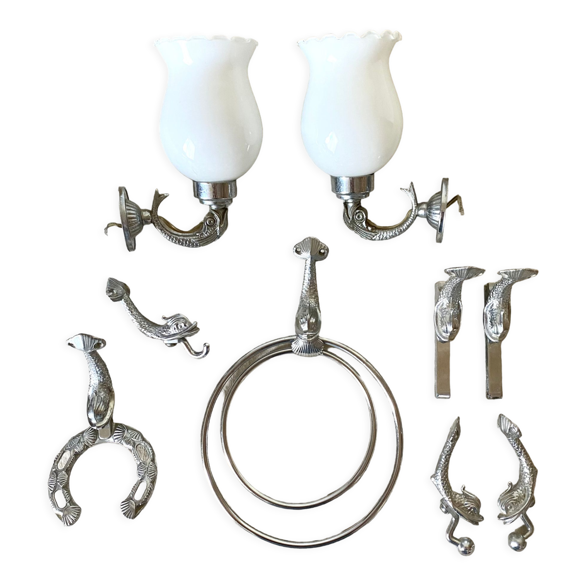 Fish themed wall lamps and bathroom set