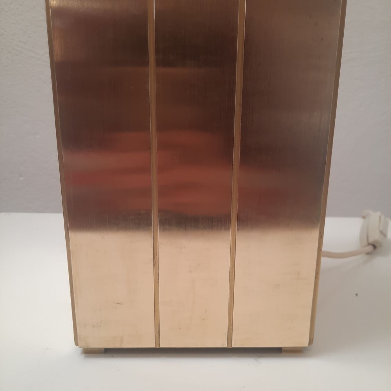 Table lamp - brass - vintage.