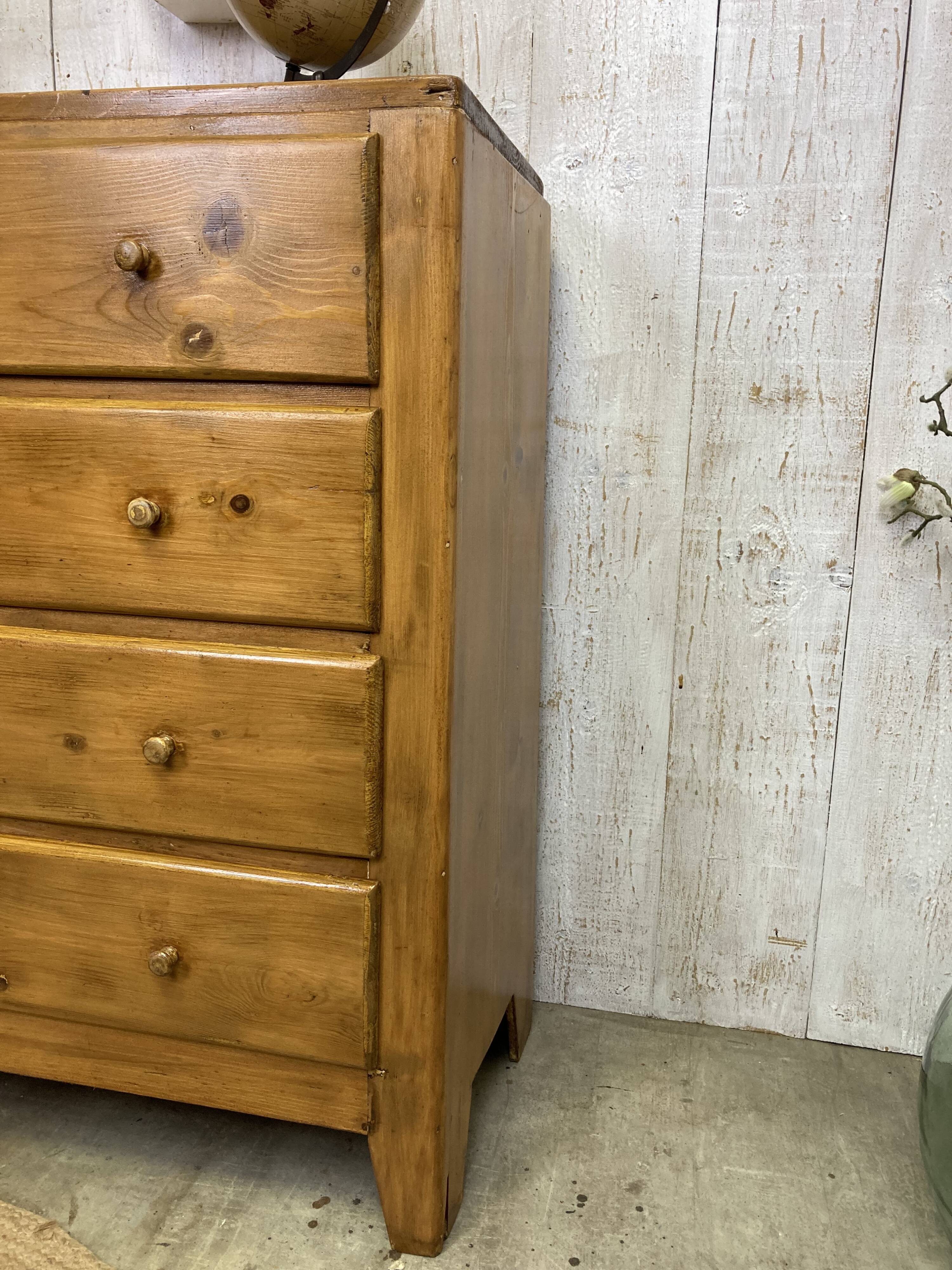 Commode vintage