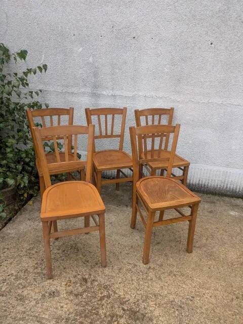 Lot de chaises bistrot