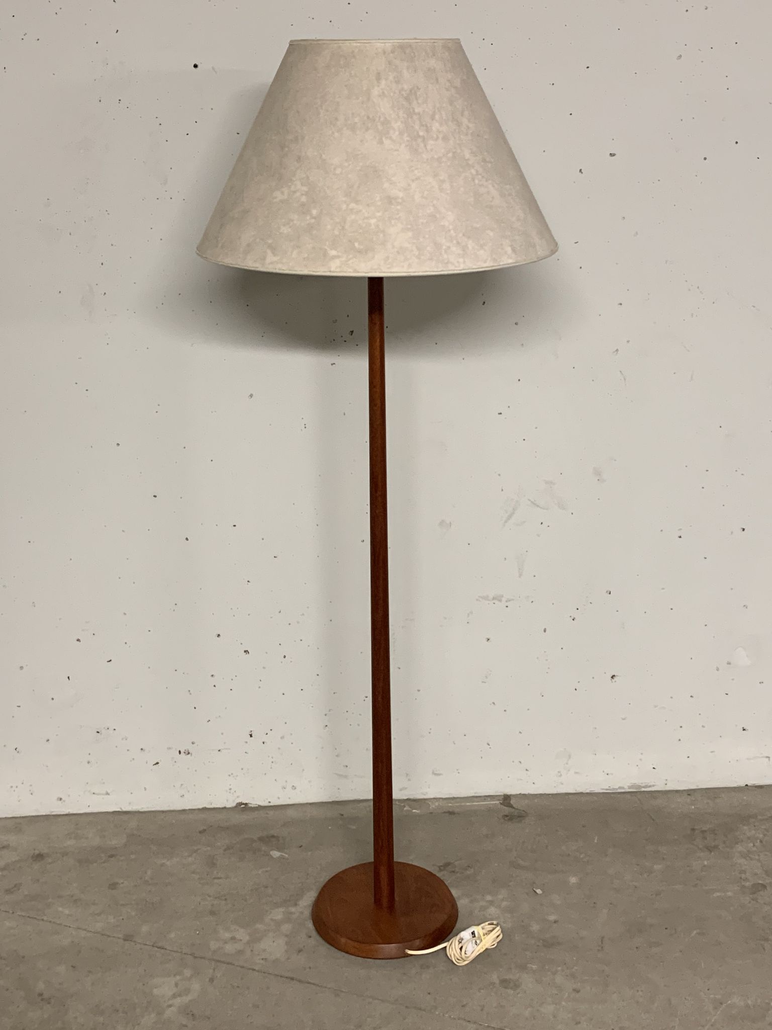 Lampadaire vintage scandinave en teck 1960