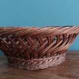 Antique basket, fruit basket or bread basket made of wicker