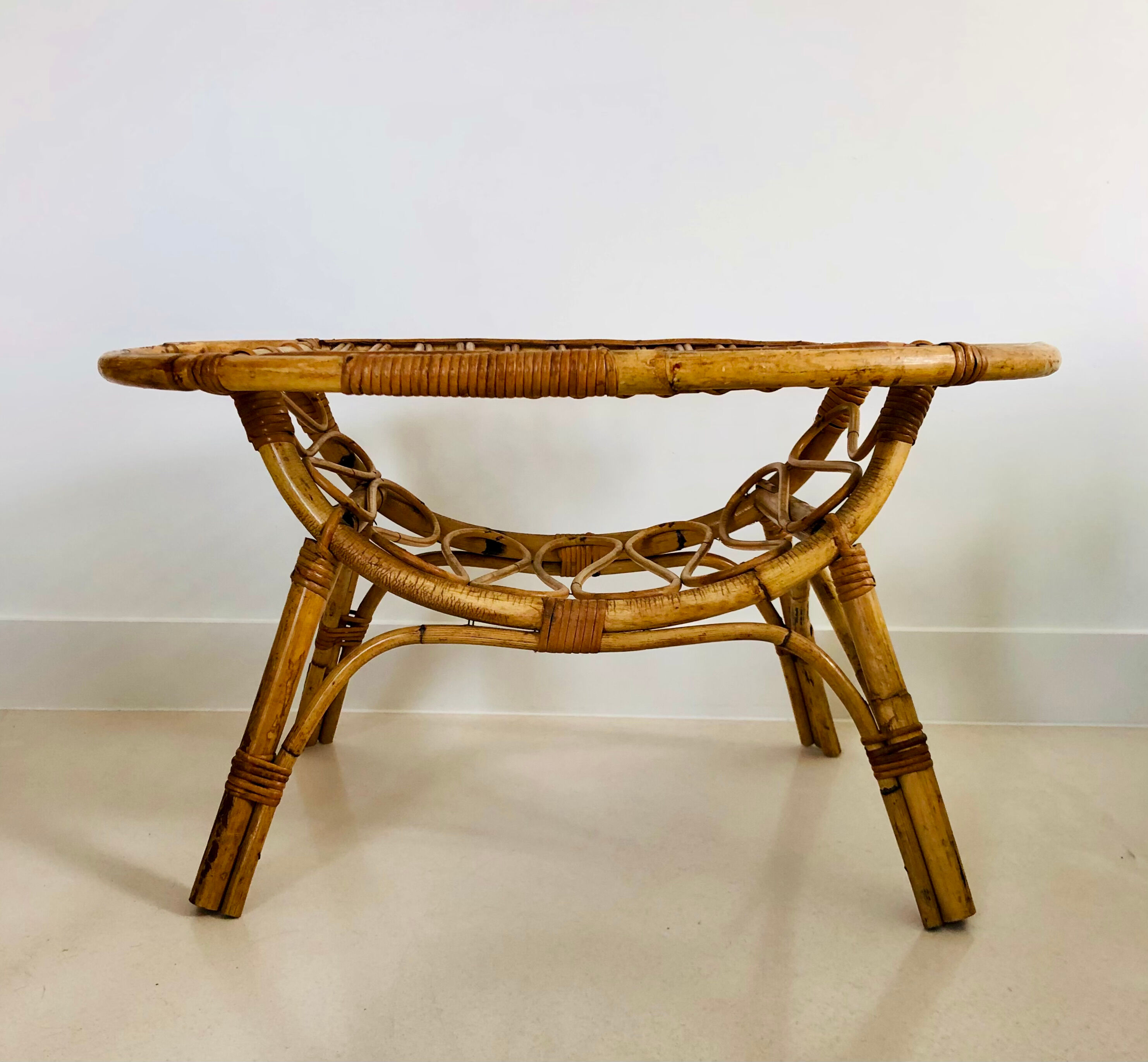 Oval rattan coffee table, Italy 50s