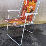 Foldable camping chair