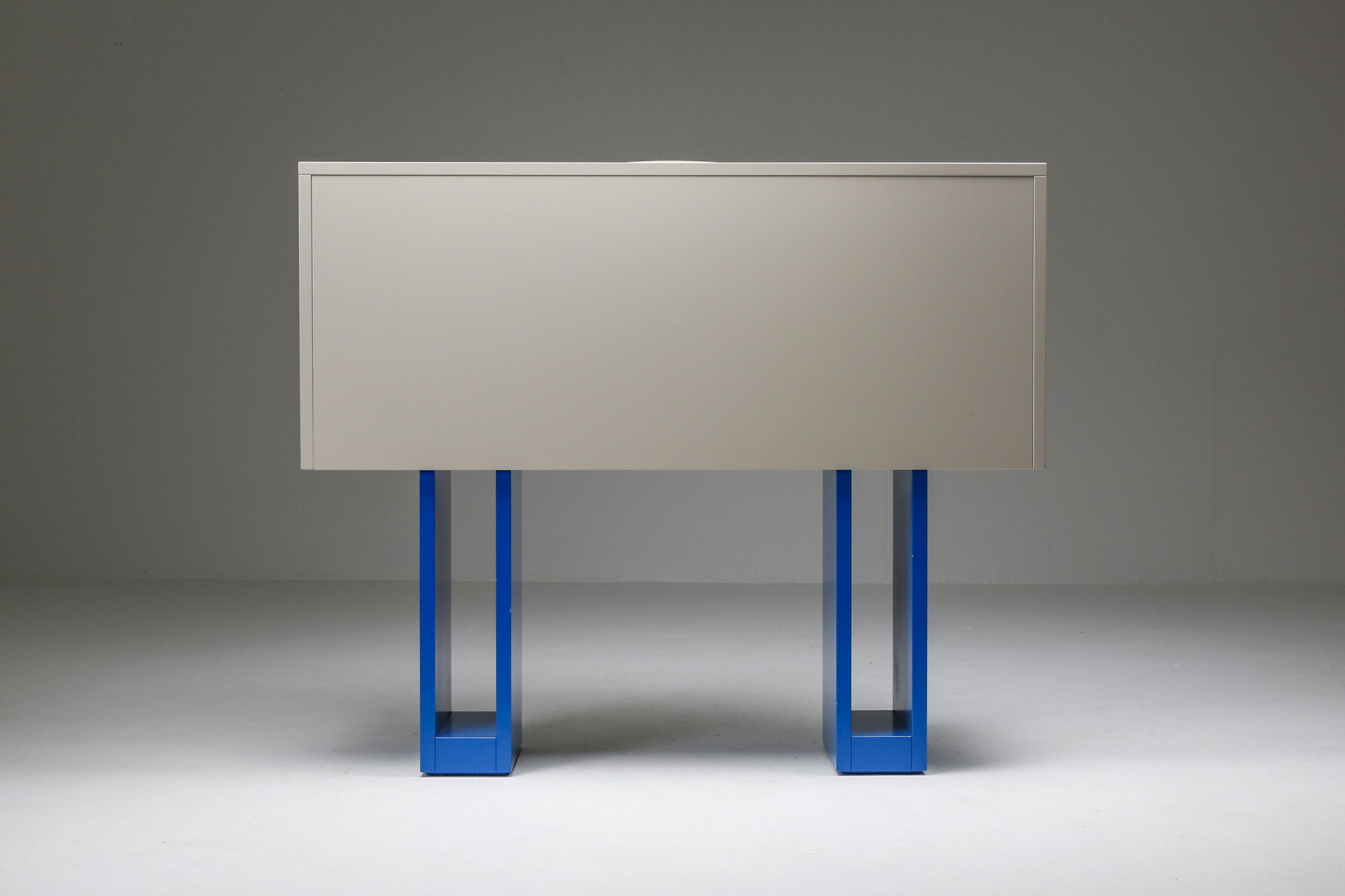 Italian design bar cabinet Cantaride by Alessandro Medini for Zanotta