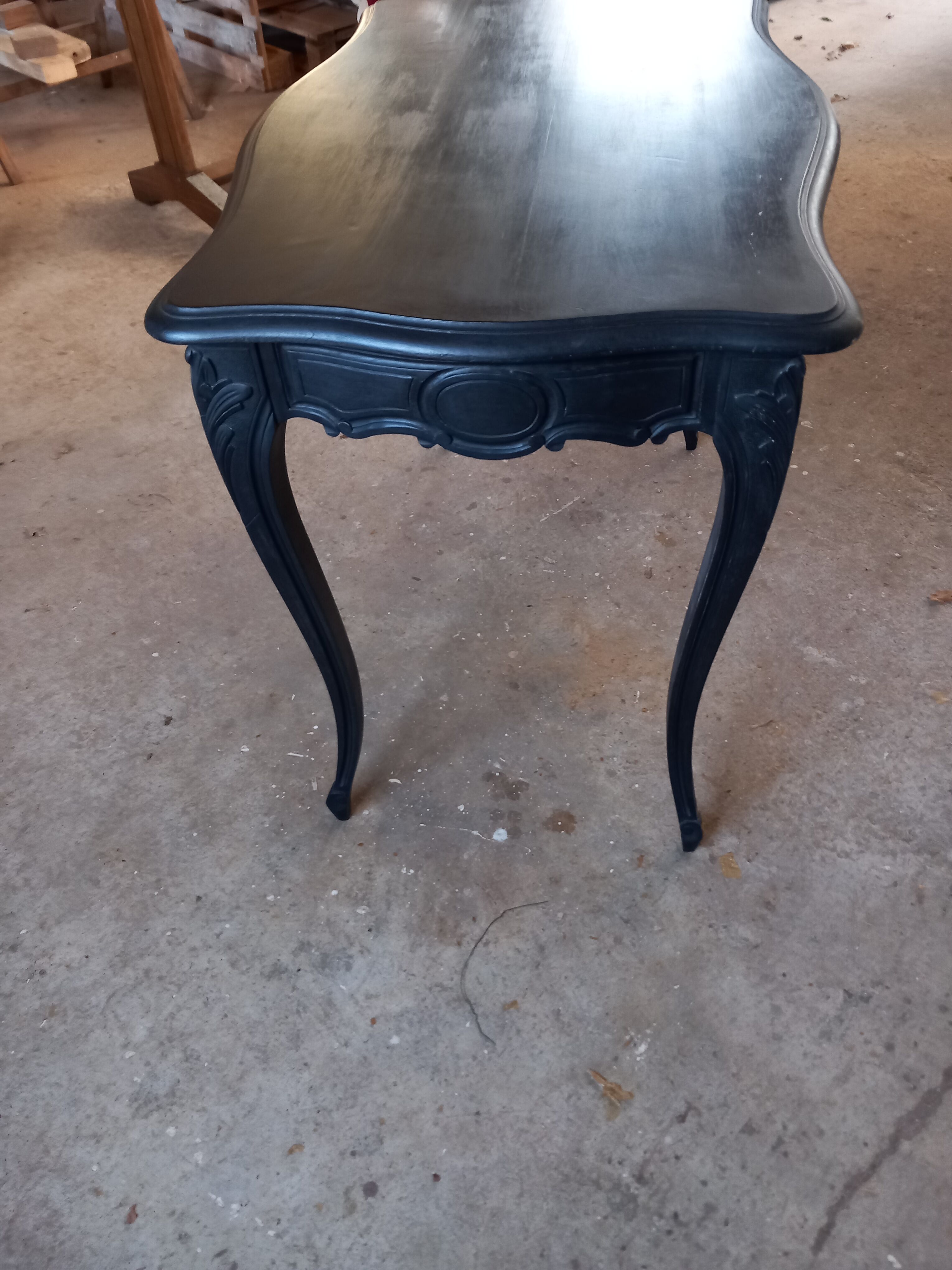 Table de style Louis XV