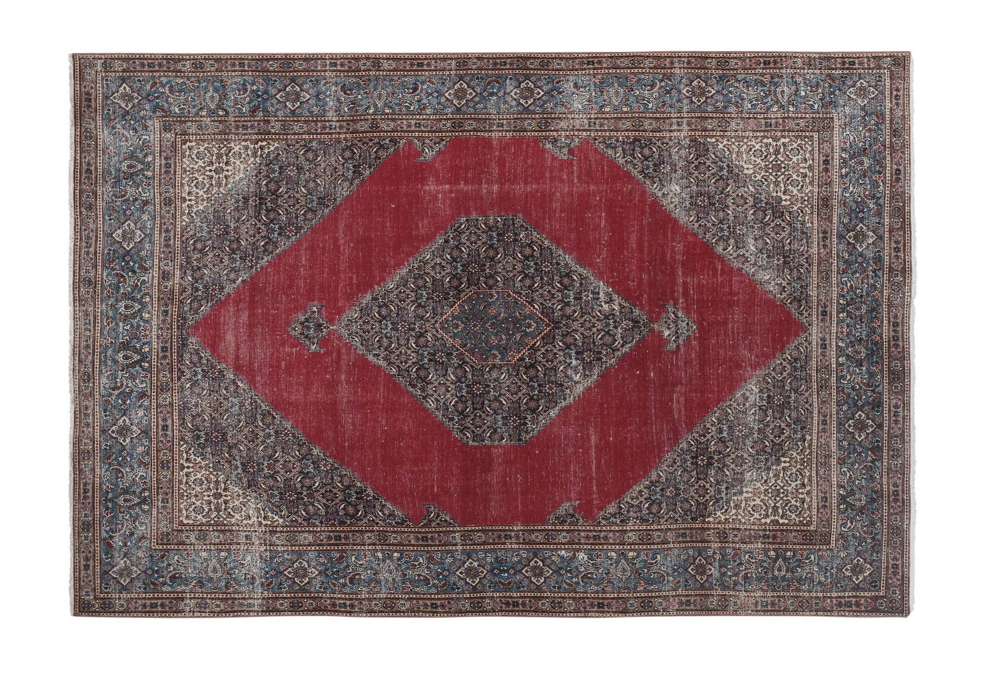 Vintage Turkish handmade rug 215x323 cm