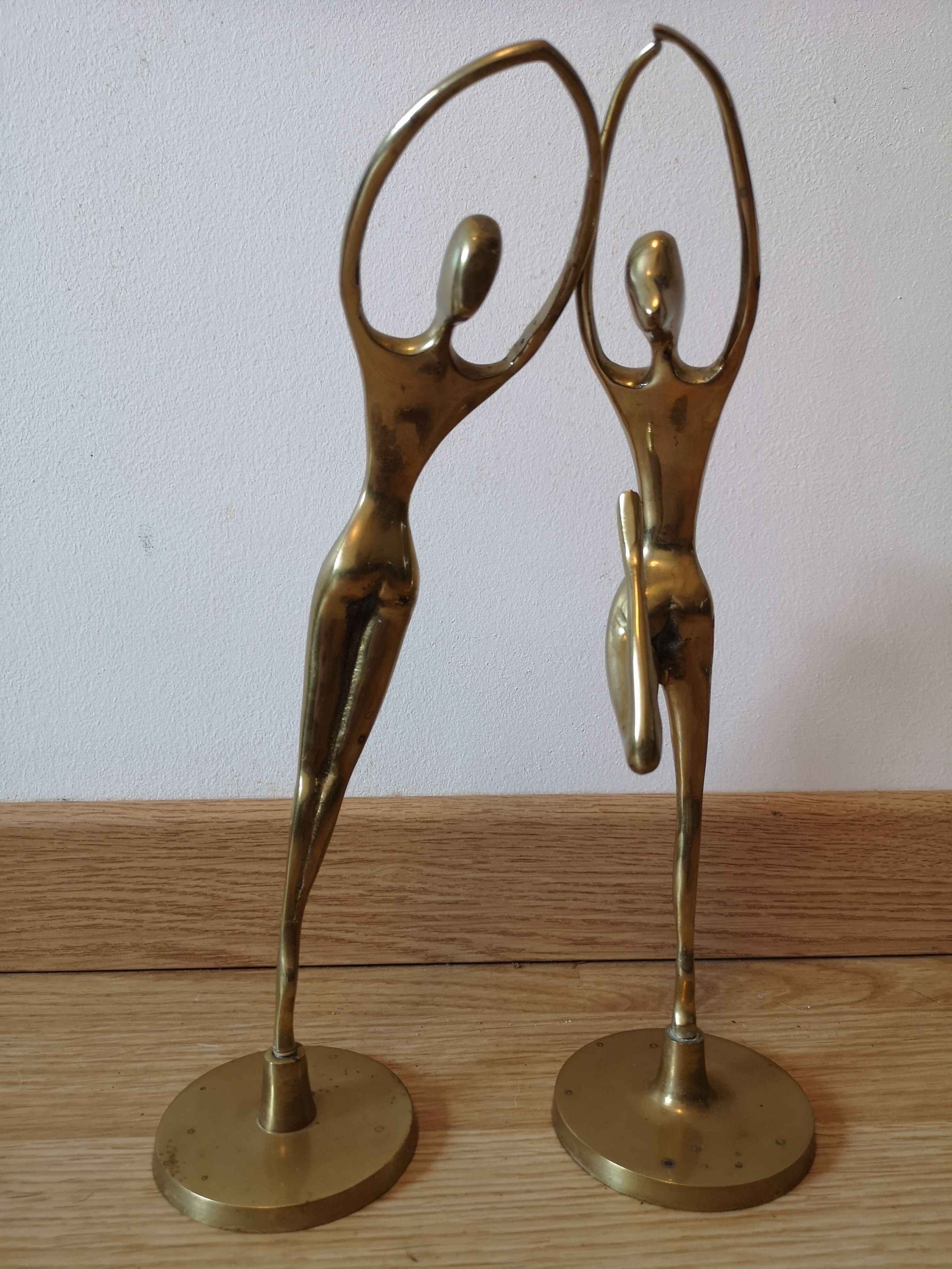 Vintage brass dancers duo