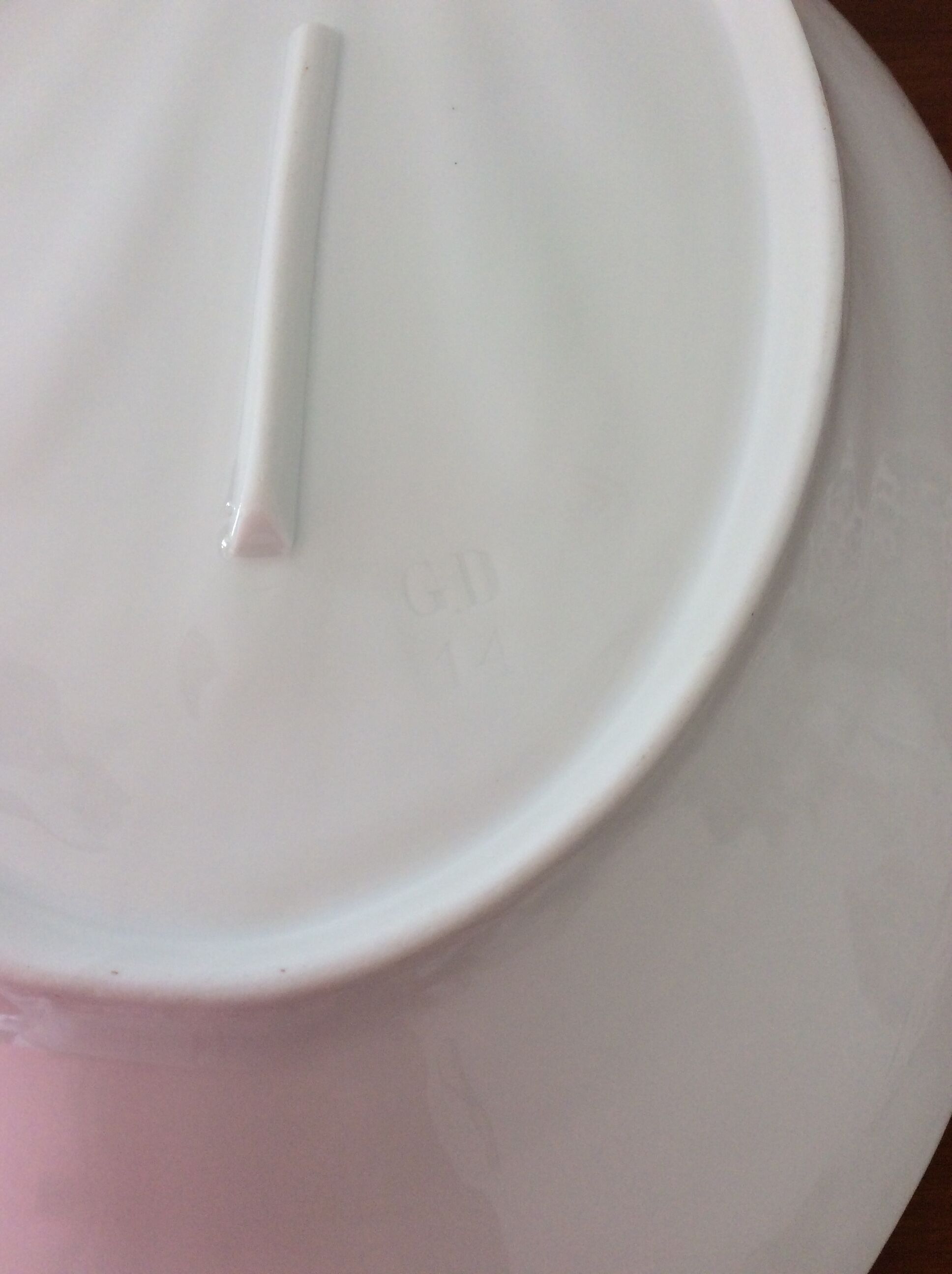 Old meat dish leg GD 14 imprint on base