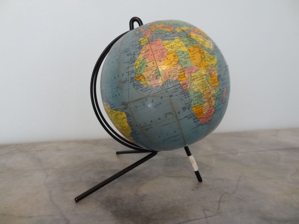 Globe terrestre vintage Girard er Barrère années 60