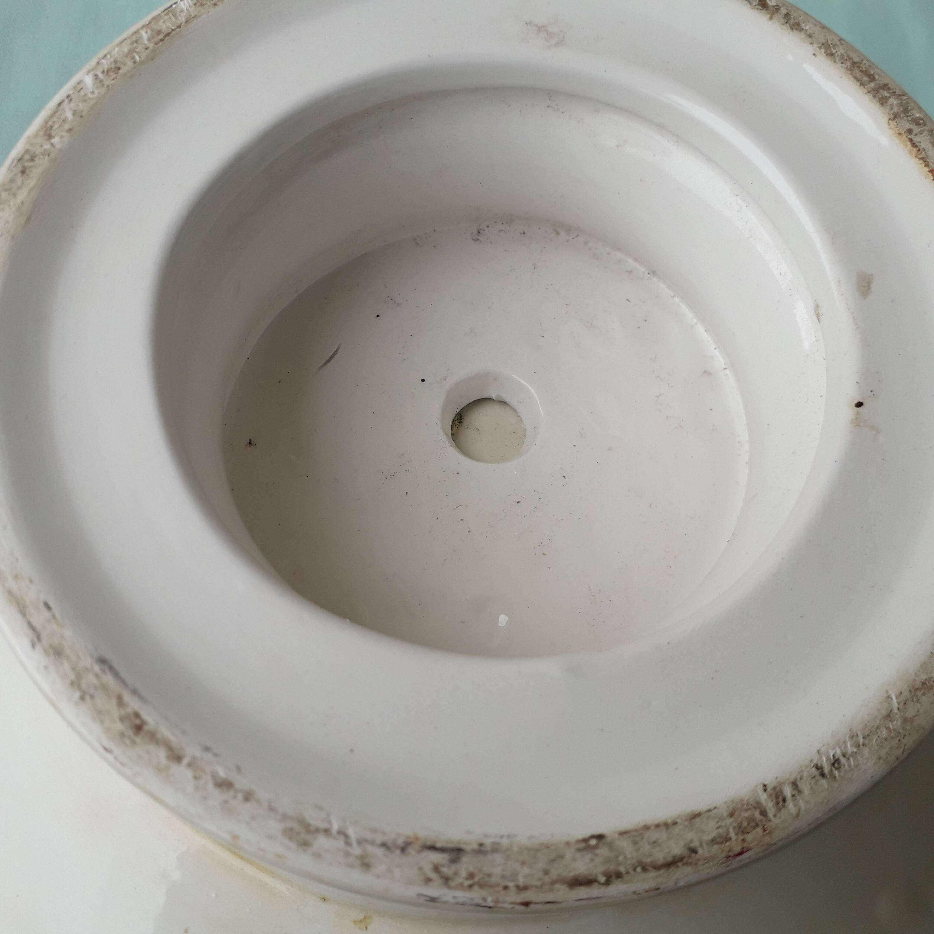Slop bowl