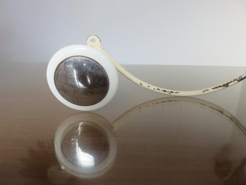 Coat holder 3 white and chrome patères 50s